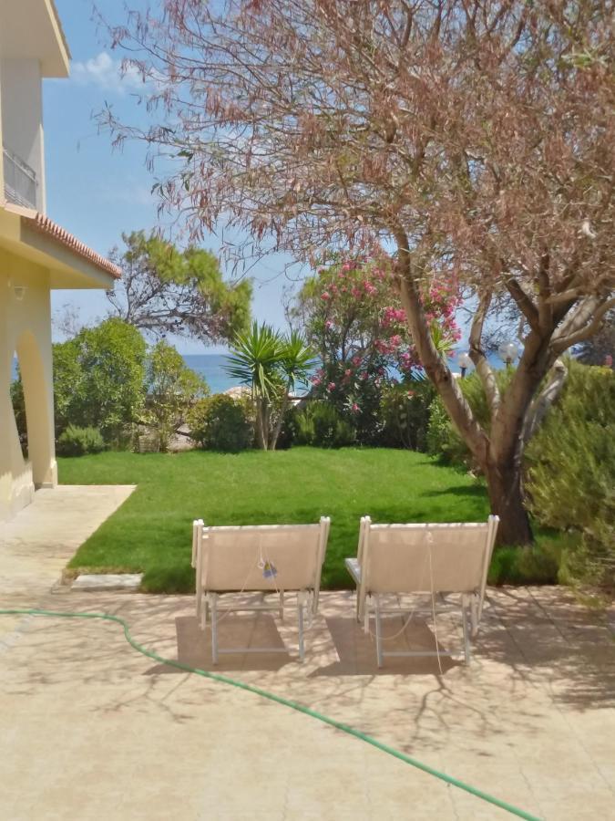 וילאפוצו Villa Orsola מראה חיצוני תמונה